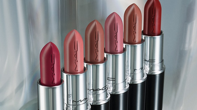 Lustreglass Sheer-Shine Lipstick