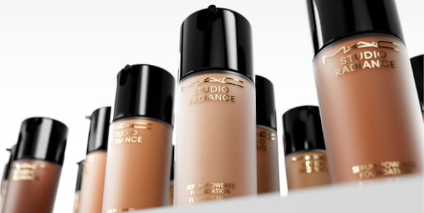 Studio Radiance Serum-Powered Foundation